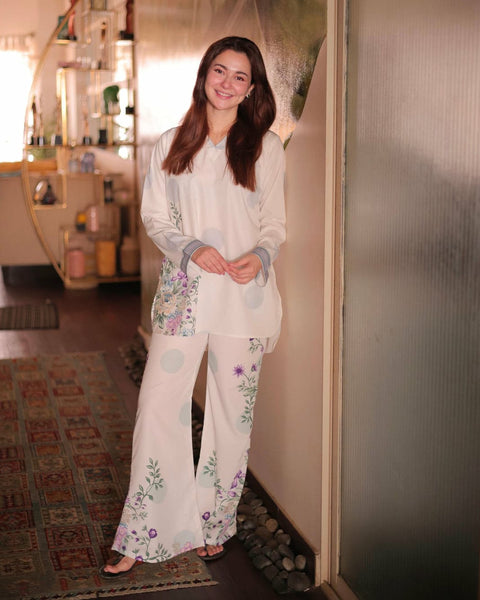 Hania Amir 2PC Floral Stitched Farshi Plazo